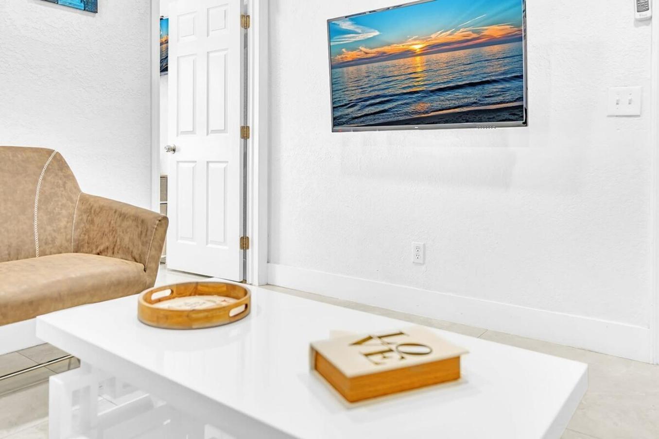 Boutique One Bdrm Close To Aventura Mall & Beach Hallandale Beach Eksteriør bilde