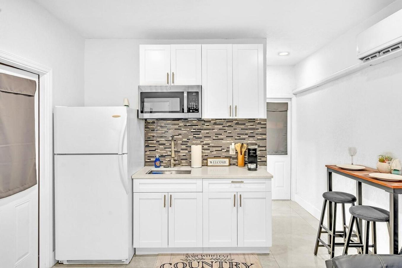 Boutique One Bdrm Close To Aventura Mall & Beach Hallandale Beach Eksteriør bilde